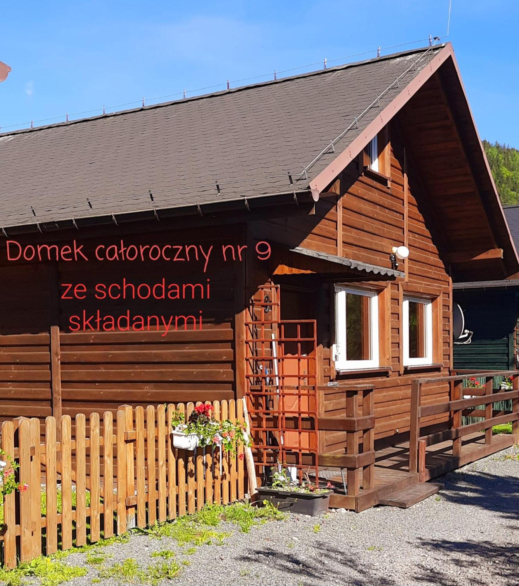 Stanica Pod Zadzierna Domki Caloroczne ルバフカ 部屋 写真